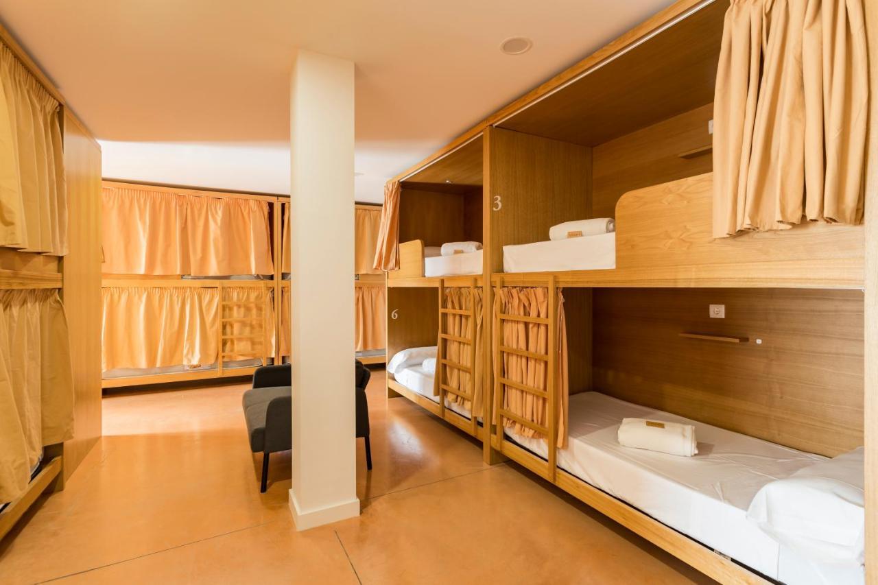 Albergue Gbc Caldas Кальдас-де-Рейс Екстер'єр фото